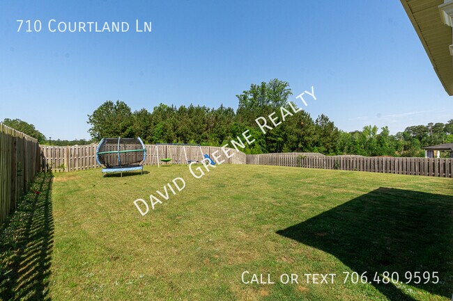 Building Photo - 710 Courtland Ln