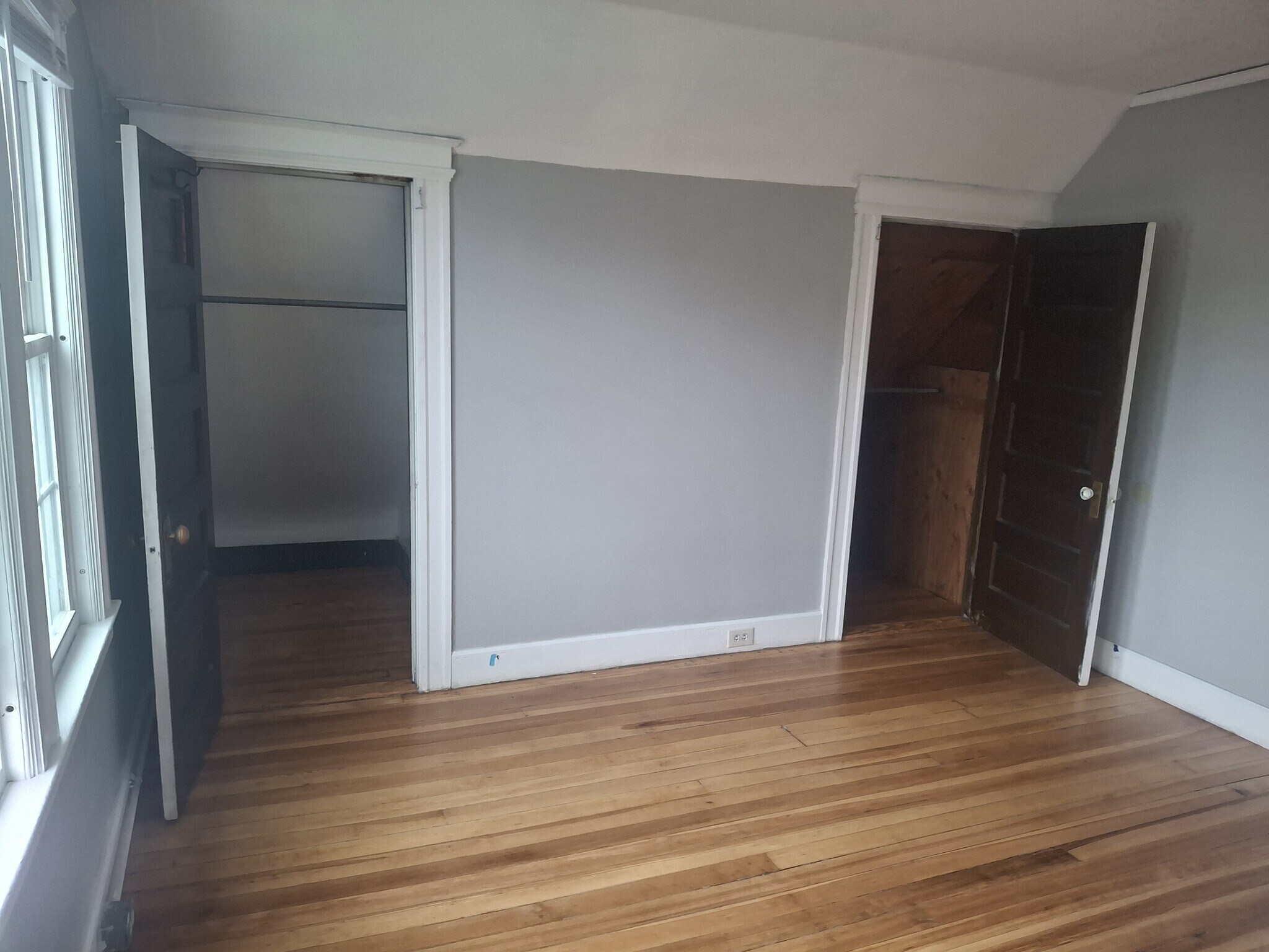 Small bedroom - 422 Prospect Ave