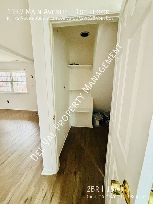 Building Photo - 1959 Main Ave