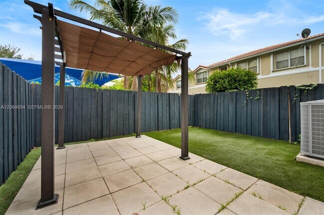 Building Photo - 12392 SW 124th Terrace