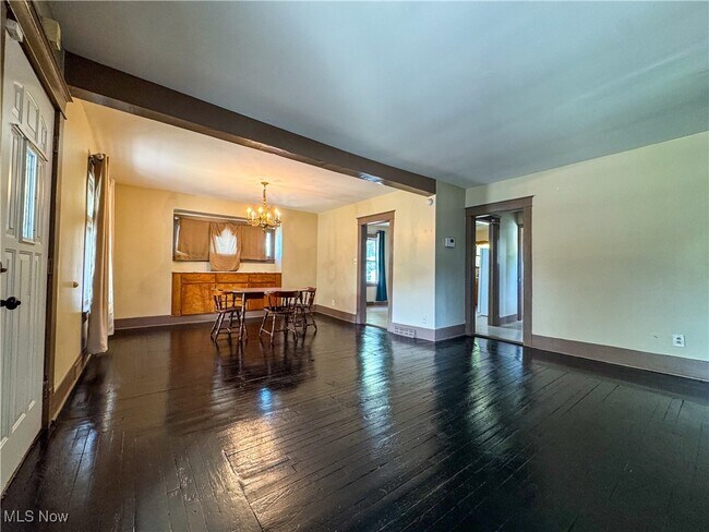 Building Photo - 604 W Laclede Ave