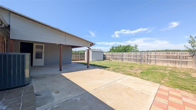 Building Photo - 5718 Creekridge Dr