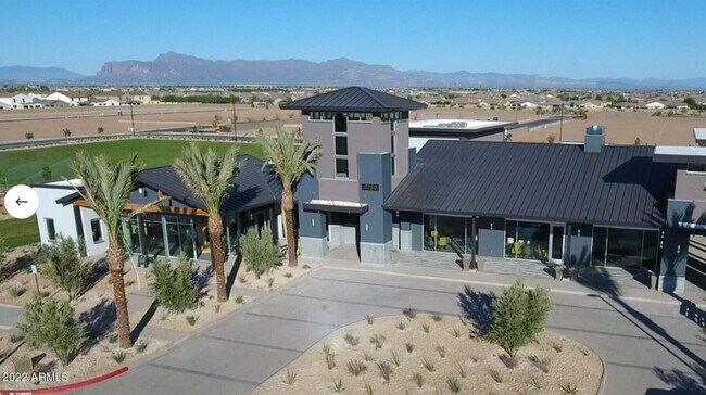 Building Photo - 9918 E Texas Ave