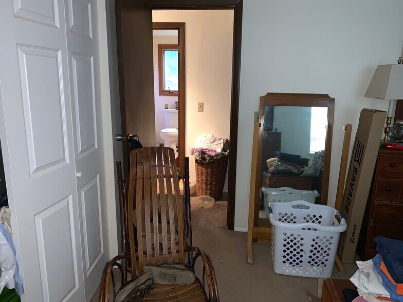 Building Photo - 4304 Royalview Dr