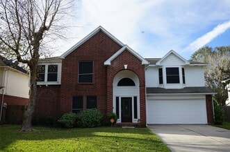 Building Photo - 18807 Timbers Dr