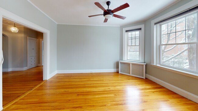 Building Photo - 79 Thatcher St