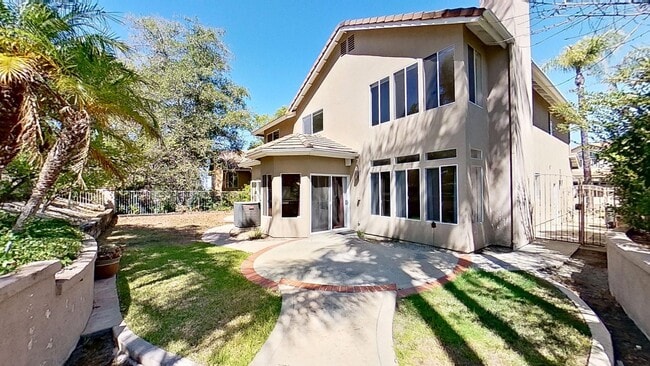 Building Photo - 28542 Cedar Ridge Rd