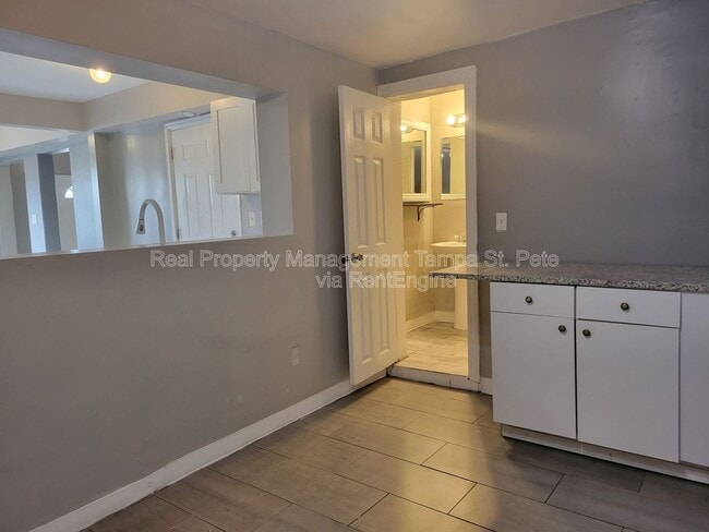 Building Photo - 4519 N Habana Ave