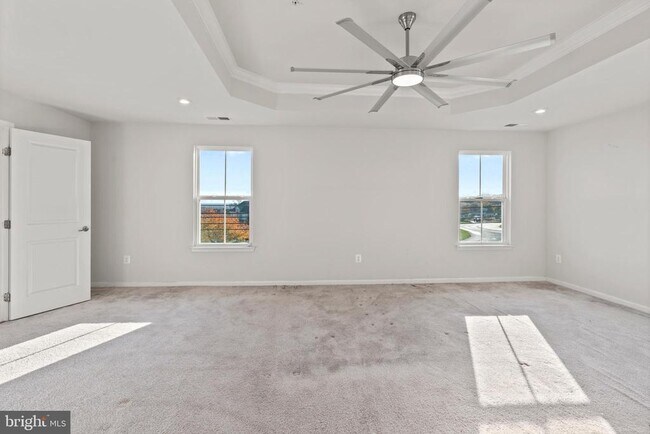 Building Photo - 311 Sunrise Ct