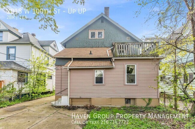 Building Photo - 2018 W 100th St