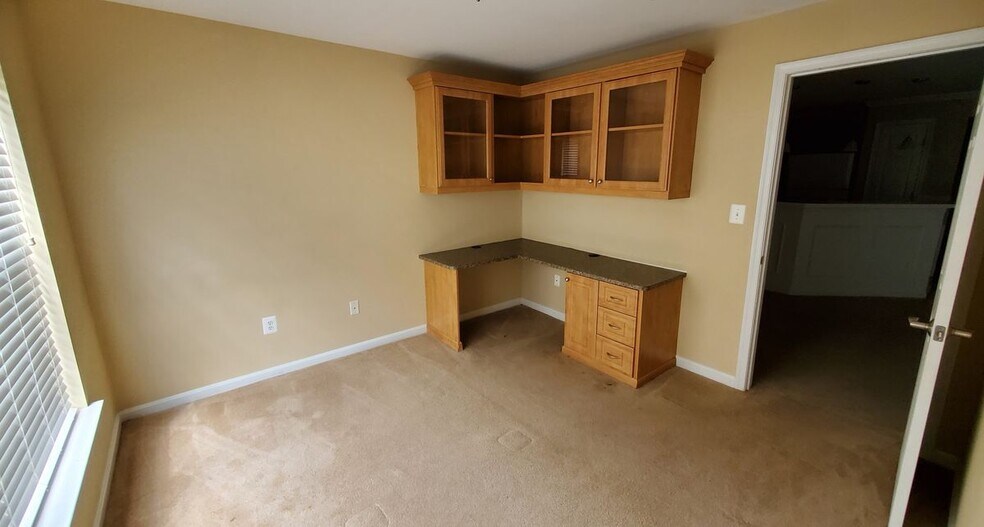 Building Photo - 18707 Sparkling Water Dr