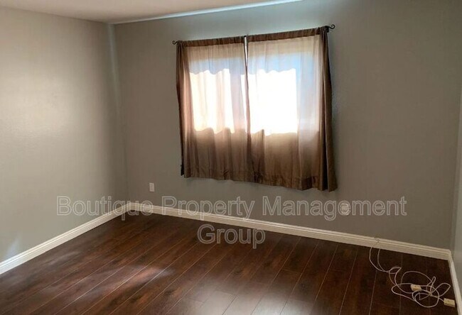 Building Photo - 7022 El Viento Way