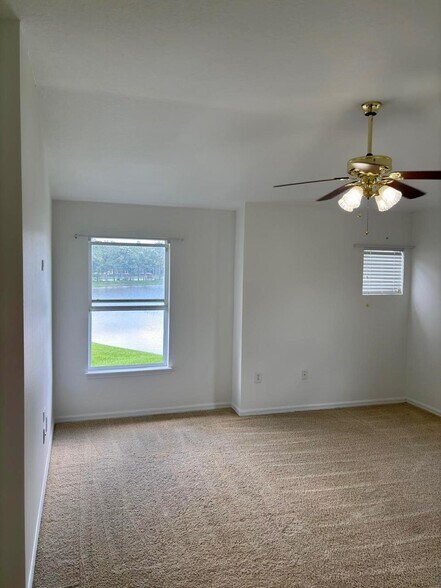 Bedroom - 2047 Estancia Cir