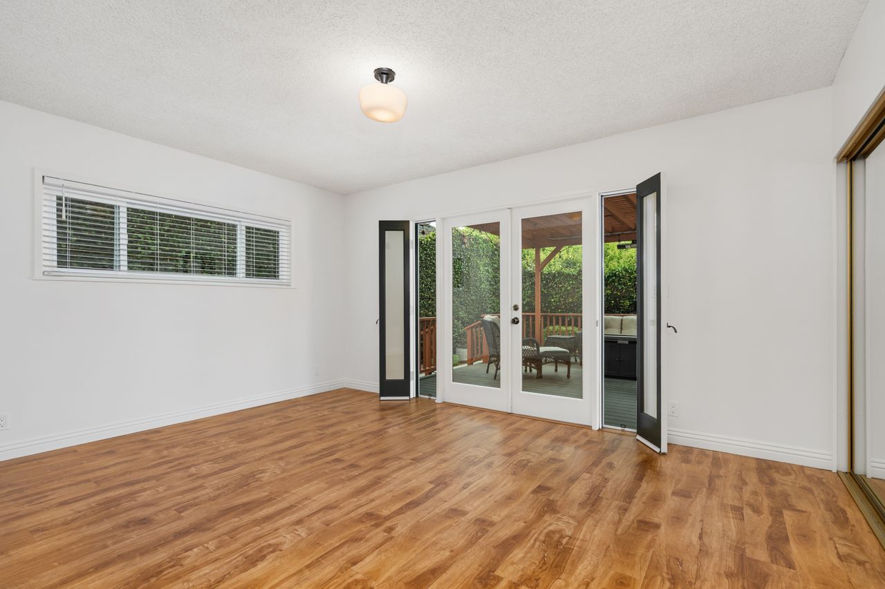 Building Photo - 6111 W 75th St