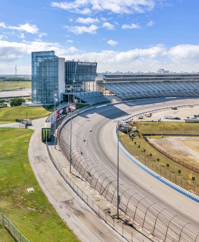 Building Photo - TEXAS MOTOR SPEEDWAY FURNISHED CONDO