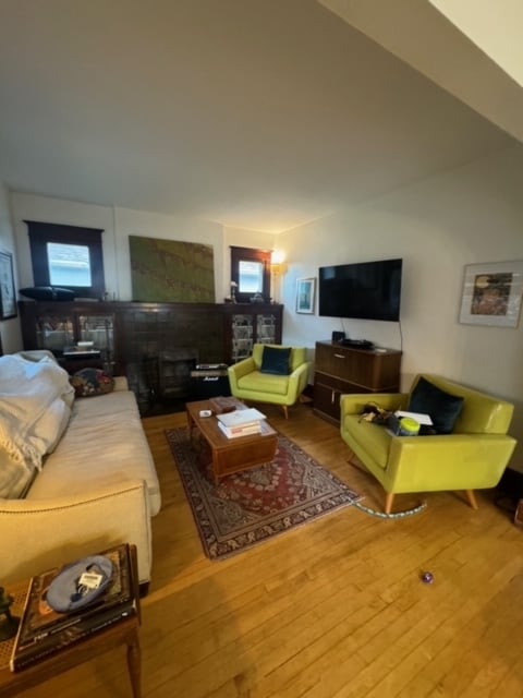 Living room - 1333 S 200 E