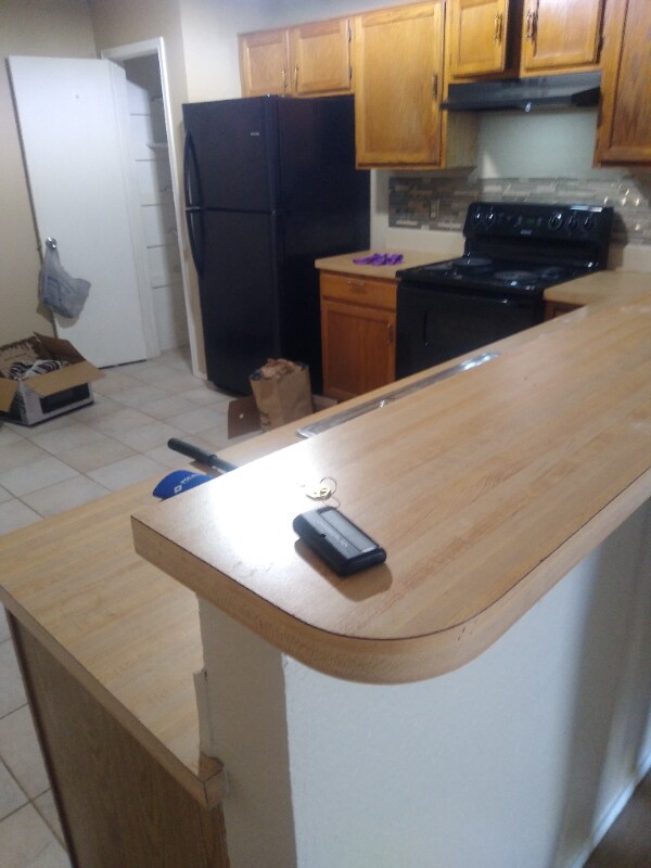 Building Photo - 415 Valley Mills Dr