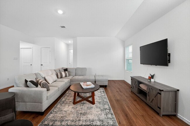 Building Photo - 2420-2424 Four Waters Lp