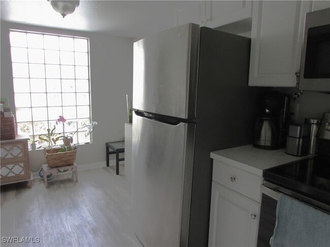 Building Photo - 26664 Little John Ct