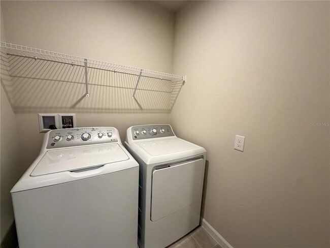 Building Photo - 232 Voltaire Dr