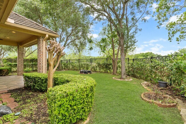 Building Photo - 5327 Metzger Ct