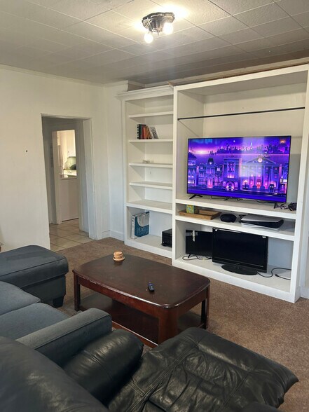 Building Photo - 30 Wall St