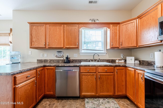 Building Photo - 100 Marble Ct