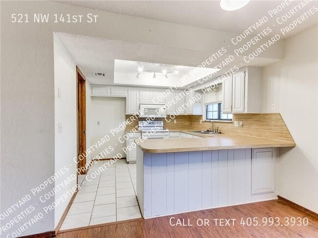 Building Photo - 521 NW 141st St