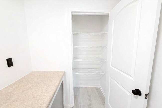 Building Photo - 12881 Clydesdale Dr