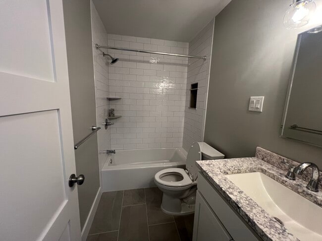 Building Photo - 53 Ember Ln