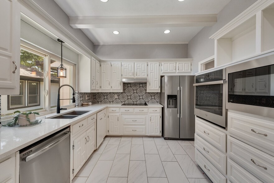 Building Photo - 3532 Parkhaven Dr