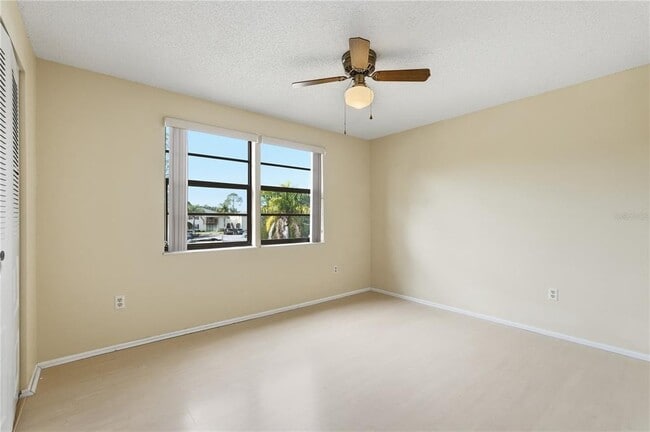 Building Photo - 122 Loblolly Ct