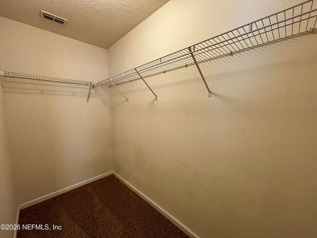 Building Photo - 9086 Tahoe Ln
