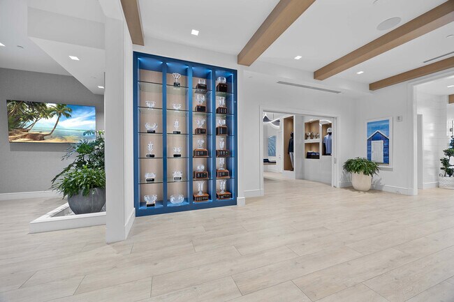 Building Photo - 828 Hideaway Cir E