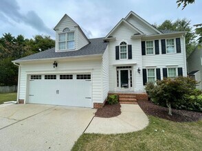 Building Photo - Elegant 4 Bedroom Home in Heart of Cary