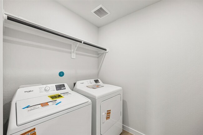 Building Photo - 7910 Alset Dr