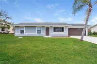 Building Photo - 18529 Phlox Dr