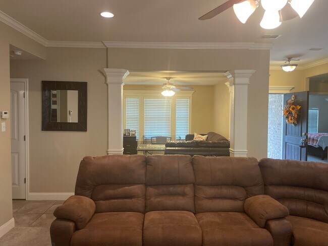 Building Photo - 3/2/2 WYLIE!  Ready for move in!