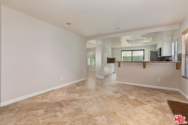 Building Photo - 26816 Cactus Trail