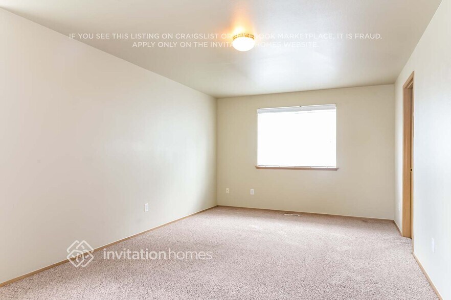 Building Photo - 14101 80th Ave Ct E