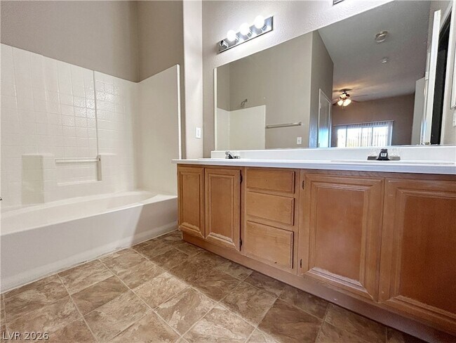 Building Photo - 10245 S Maryland Pkwy