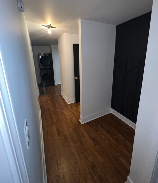 Building Photo - 3275 Gayway Ct
