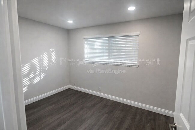 Building Photo - 247 N Capitol Ave