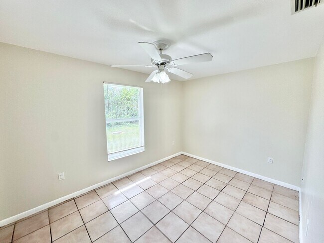 Building Photo - PIKUS (5328 24th Ave SW)