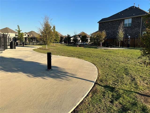 Building Photo - 1913 Renwick Dr