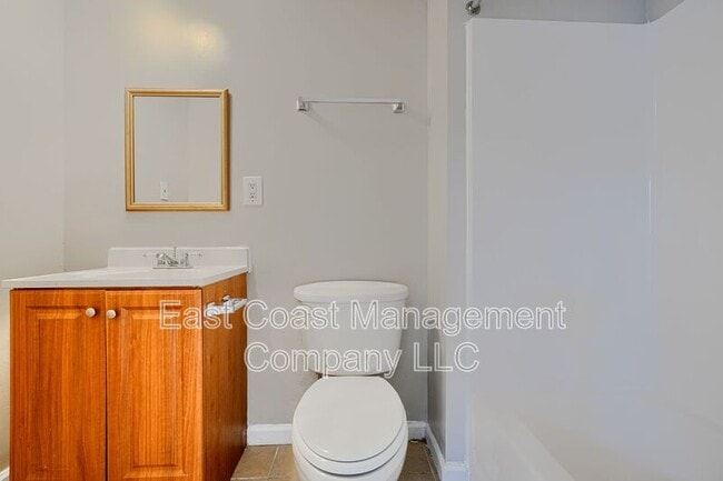 Building Photo - 28 Ebbing Ct