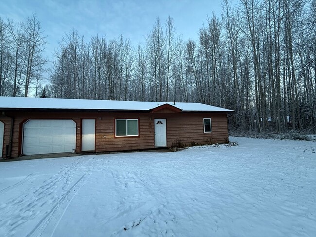 Primary Photo - Biathalon Ave. (3588)