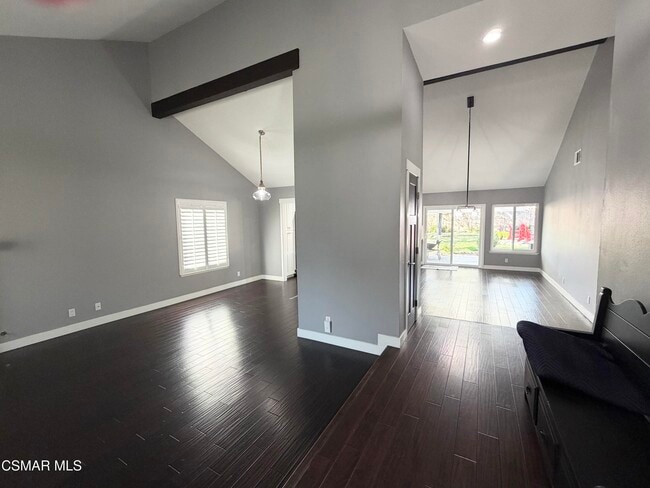 Building Photo - 13389 Vista Levana Dr