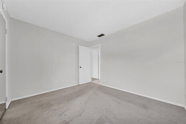 Building Photo - 1142 84th Terrace N