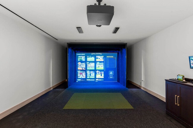 Building Photo - 225 N Miami Ave